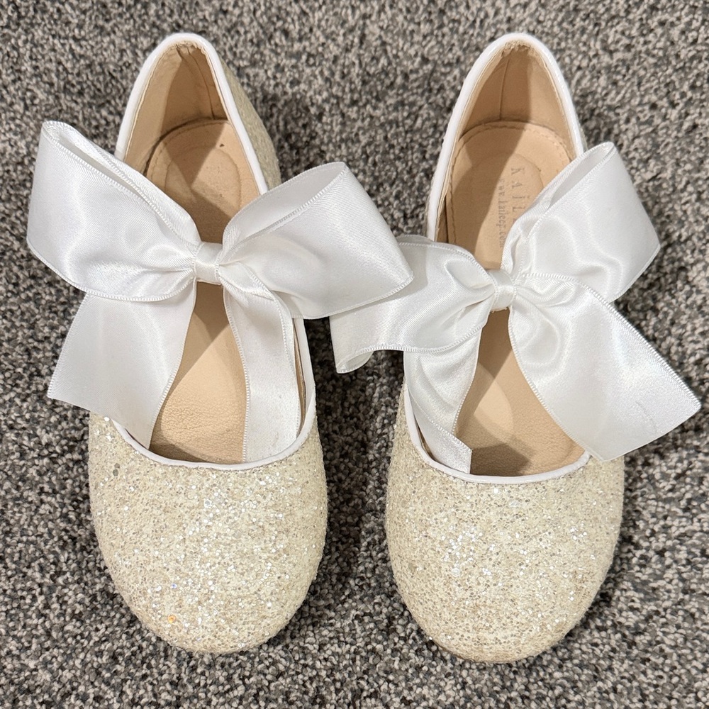 Girls Glitter Bow Ballet Flats - White/Champagne